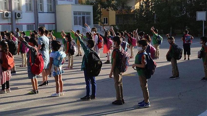 Milli Eğitim Bakanlığı son dakika olarak duyurdu! MEB'den flaş yüz yüze eğitim kararı, pazartesi...