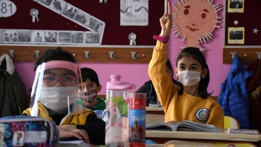 Milli Eğitim Bakanlığı son dakika olarak duyurdu! MEB'den flaş yüz yüze eğitim kararı, pazartesi...