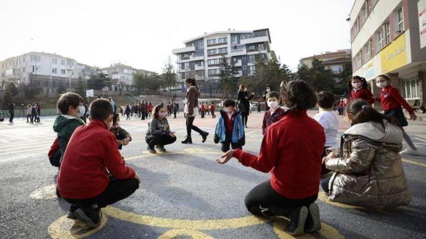 Milli Eğitim Bakanlığı son dakika olarak duyurdu! MEB'den flaş yüz yüze eğitim kararı, pazartesi...
