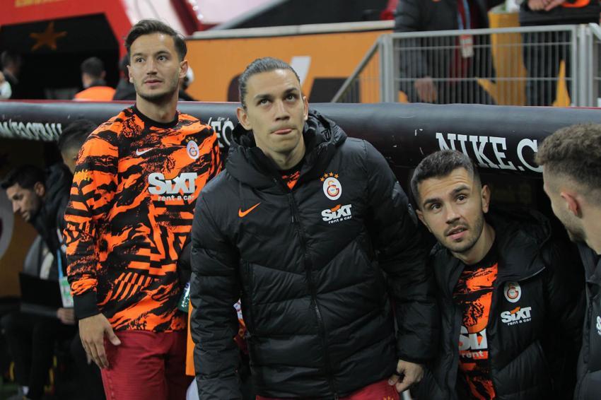 Galatasaray - Fenerbahçe derbisinden sonra kulis bilgisini verdi! Eğer Vitor Pereira kaybetseydi Mesut Özil, İrfan Can Kahveci, Kim Min Jae, Berke Özer, Mert Hakan...