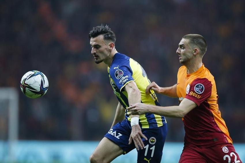 Ümit Karan önce Mesut Özil'i hedef aldı sonra Fatih Terim'in kadrosuna şaşırdı! 'Onu 11'de görünce... 50 bin taraftara yazık oldu'