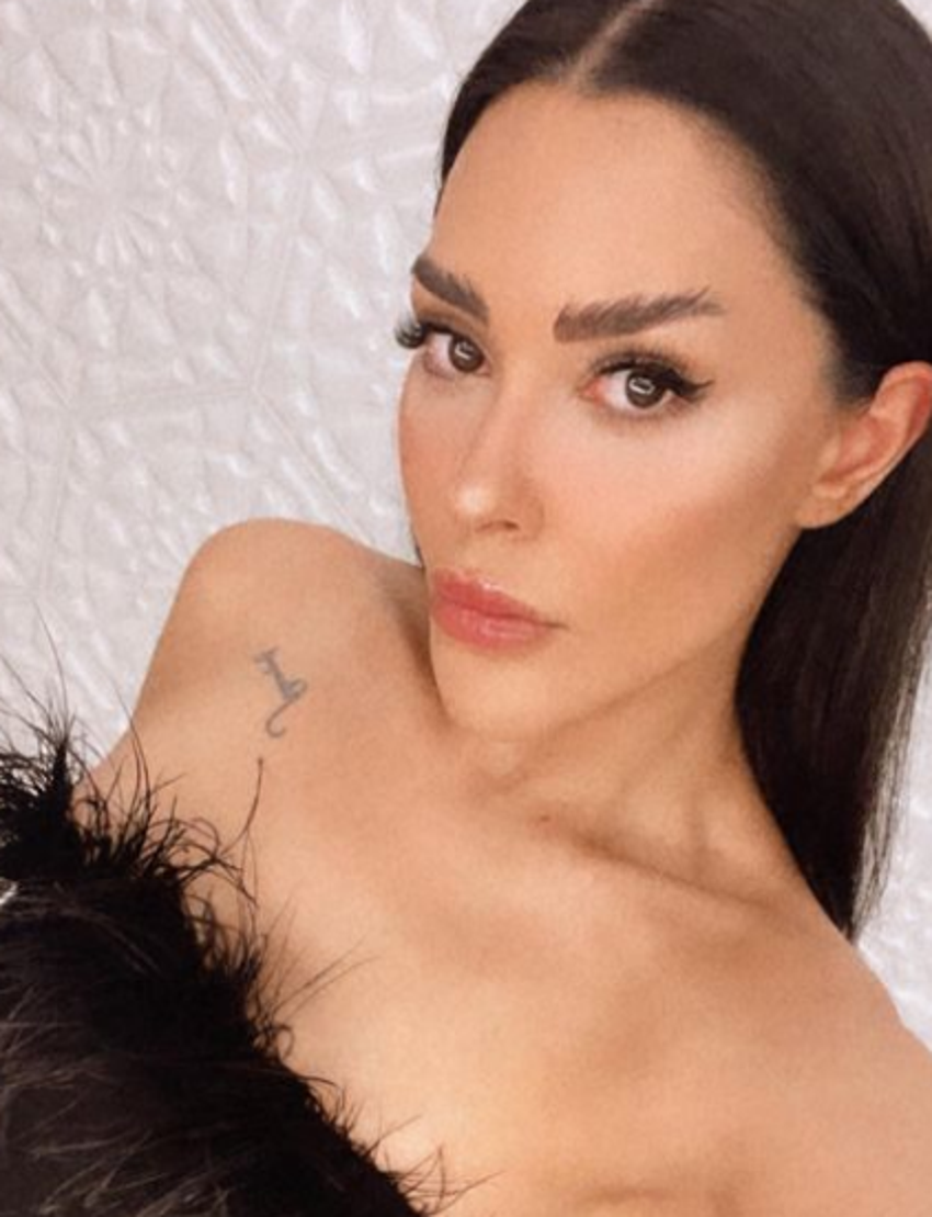 Ayşegül Doğan'dan yeni poz! Estetik harikası...