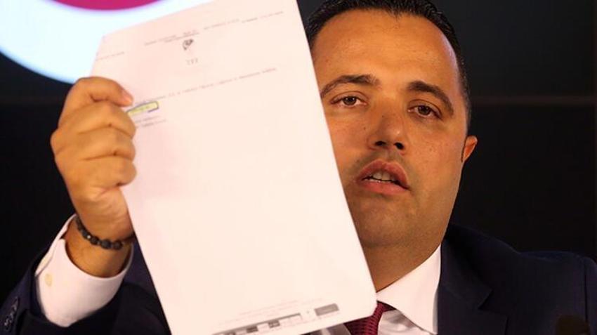 Galatasaray Fenerbahçe derbisinden ağır hasarlı çıktı! Sadece Fatih Terim mi? Galatasaray'da Burak Elmas ve Rezan Epözdemir'e de ağır cezalar yolda!