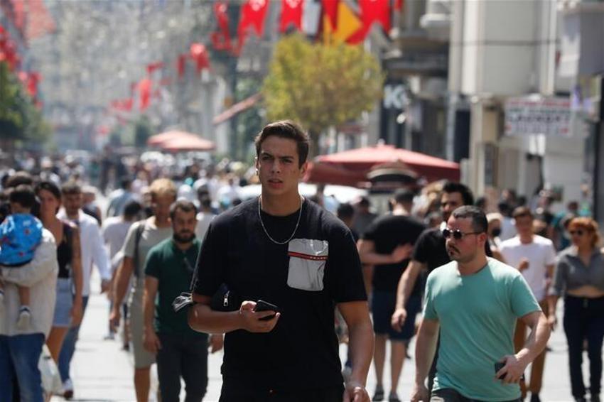 Hafta içi hafta sonu sokağa çıkma yasağı ve kısıtlamalarıyla ilgili flaş açıklama! Yeni dönem başlıyor, son dakika kararı! Resmen devreye giriyor, artık...