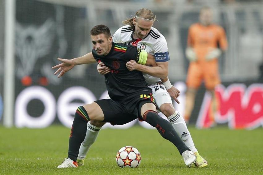 Haller Haaland'ın rekorunu kırdı tribünler Sergen Yalçın diye tezahürat yaptı! Beşiktaş Ajax'a kaybetti Larin ve Alex Teixeira sosyal medyayı ayağa kaldırdı