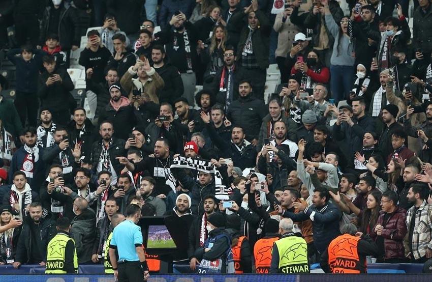 Haller Haaland'ın rekorunu kırdı tribünler Sergen Yalçın diye tezahürat yaptı! Beşiktaş Ajax'a kaybetti Larin ve Alex Teixeira sosyal medyayı ayağa kaldırdı