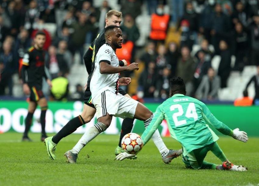 Beşiktaş - Ajax maçından sonra tek tek saydı! Larin-Alex Teixeira-Ghezzal-Vida... Sergen Yalçın'a tarihi isyan 'Tarihe kara bir leke...'
