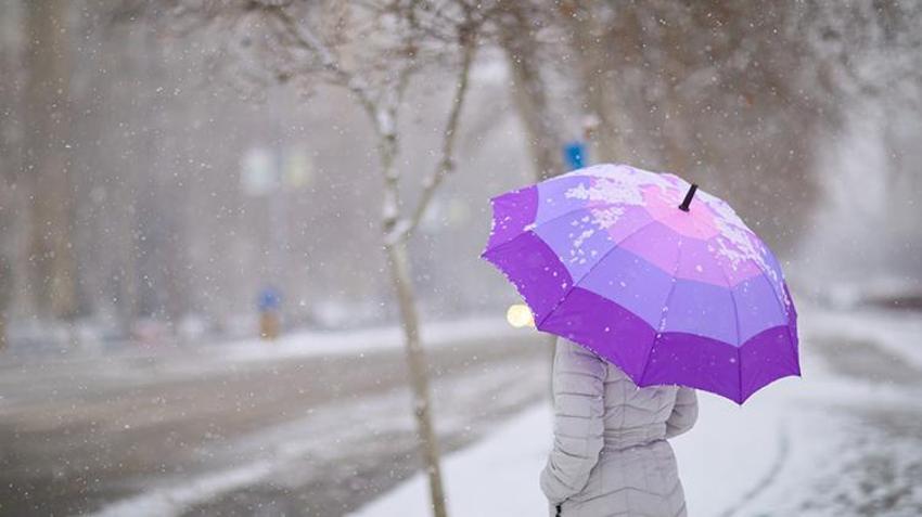 Kar bugün geliyor! Meteoroloji son dakika olarak duyurdu, MGM yeni rapor yayınlayarak illeri tek tek açıkladı, sıcaklıklar aniden düşüyor, yoğun yağış...