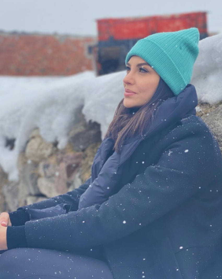 Tuvana Türkay'ın Londra pozu dikkat çekti!