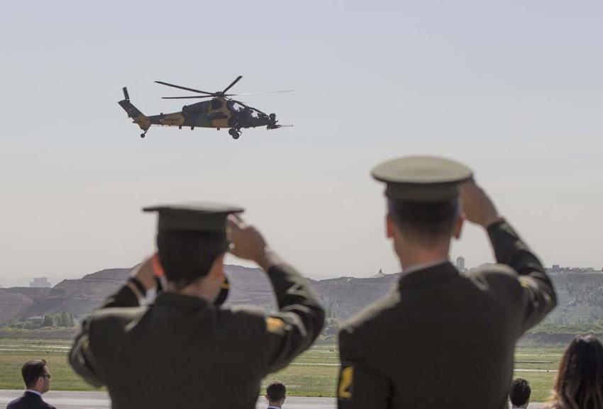 'Ölümcül geliyor' diyerek duyurdular! İlk T129 ATAK Filipinler'e teslim ediliyor...