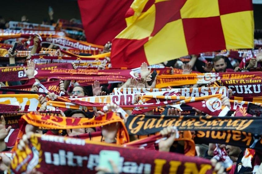 Kerem Aktürkoğlu,Feghouli, Cicaldau şov yaptı Galatasaray Marsilya'yı farklı yenip UEFA Avrupa Ligi'de E Grubu'ndan çıktı!