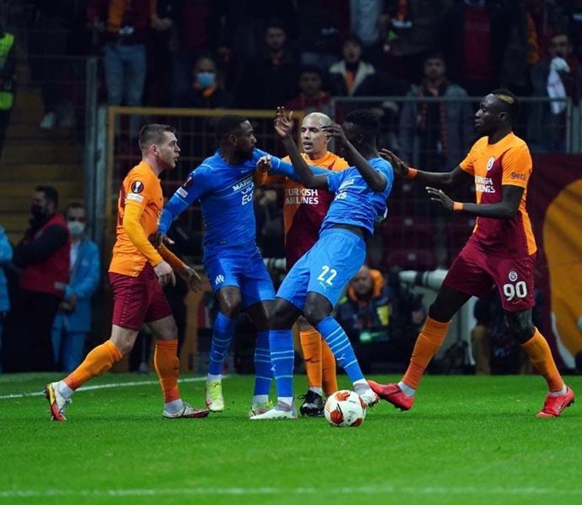 Kerem Aktürkoğlu,Feghouli, Cicaldau şov yaptı Galatasaray Marsilya'yı farklı yenip UEFA Avrupa Ligi'de E Grubu'ndan çıktı!