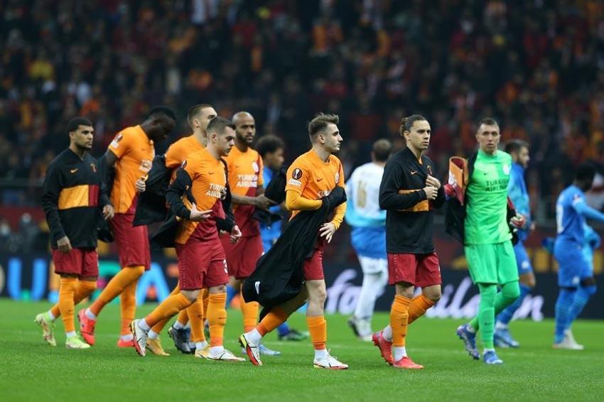 Kerem Aktürkoğlu,Feghouli, Cicaldau şov yaptı Galatasaray Marsilya'yı farklı yenip UEFA Avrupa Ligi'de E Grubu'ndan çıktı!