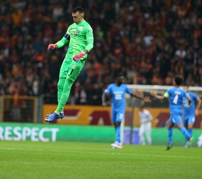 Kerem Aktürkoğlu,Feghouli, Cicaldau şov yaptı Galatasaray Marsilya'yı farklı yenip UEFA Avrupa Ligi'de E Grubu'ndan çıktı!