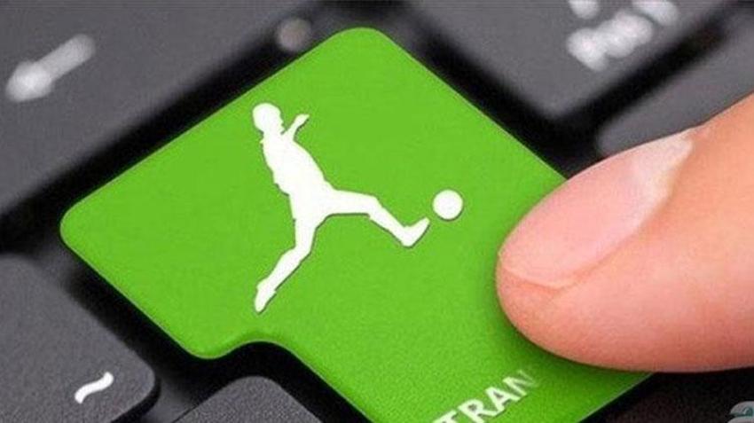 Galatasaray dün Marsilya'yı yenip gruptan çıktı Fatih Terim ilk transfer bombasını patlattı! Burak Elmas yıldız futbolcuyla görüşmelere başladı