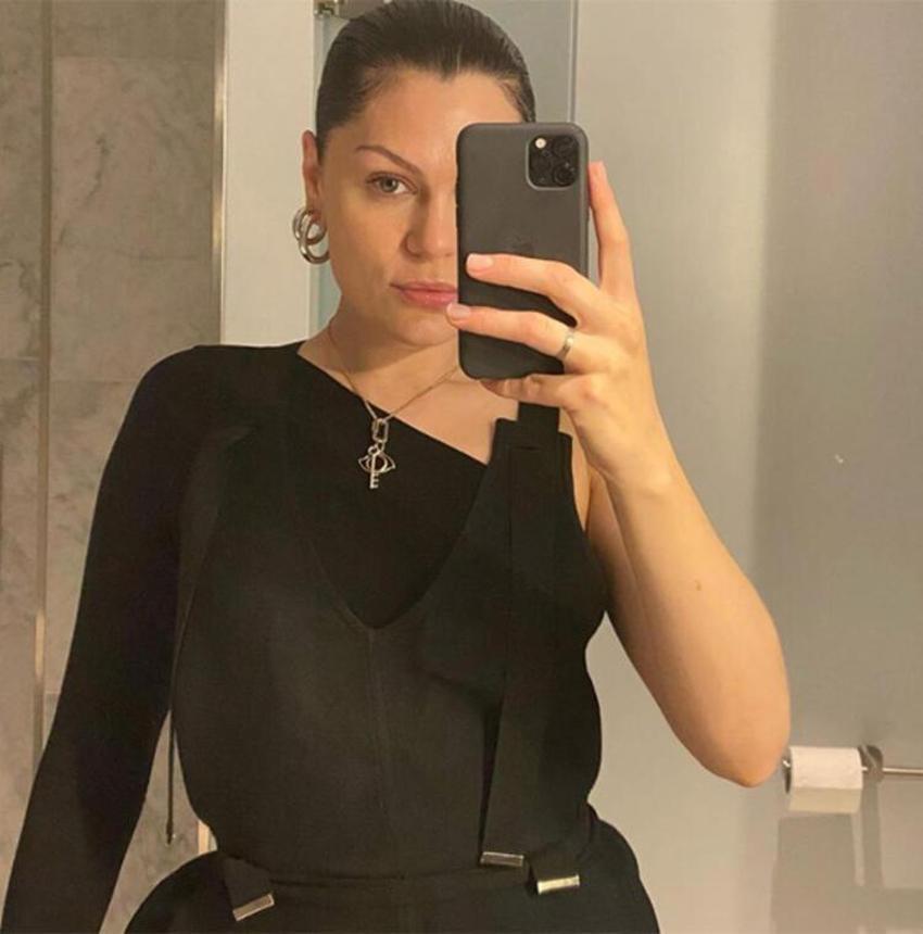 Pop yıldızı Jessie J'den kötü haber! Yüzlerce destek mesajı aldı!
