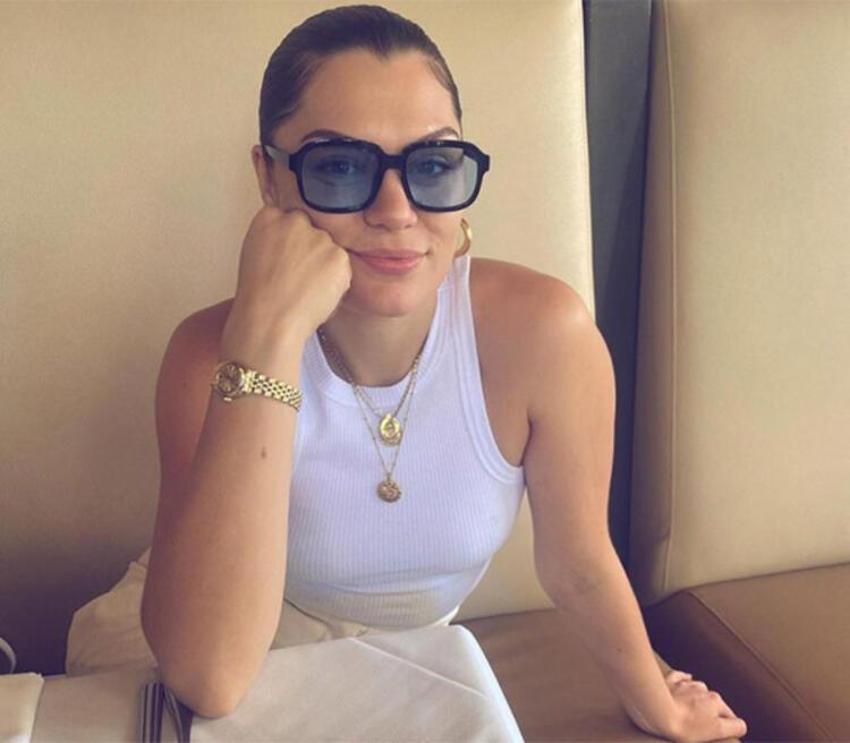 Pop yıldızı Jessie J'den kötü haber! Yüzlerce destek mesajı aldı!