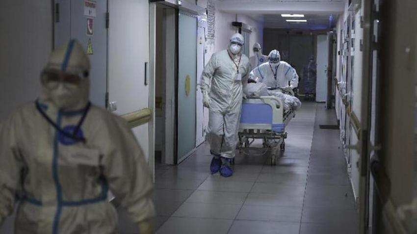 Yasaklar peş peşe geliyor! Dünyada "Omicron" alarmı! Türkiye de harekete geçti...