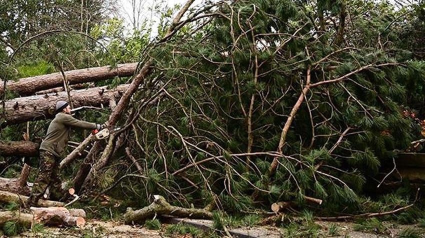 Resmen kıyamet gibi! Şimdi de 'Arwen' kabusu, ulaşım durdu, her yer karanlığa gömüldü