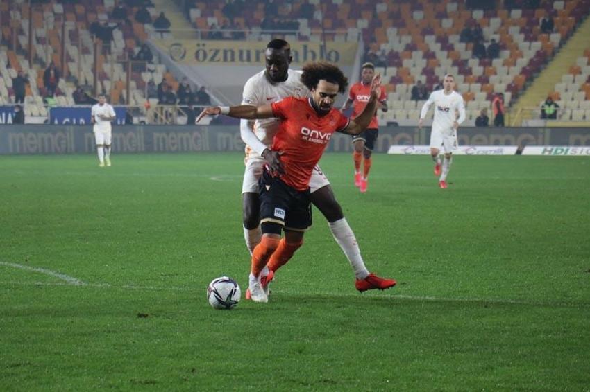 Sonunda Rıdvan Dilmen'i de çıldırttı! Malatyaspor - Galatasaray maçından sonra olay tepki! 'Teşekkürler deyin gönderin gitsin'