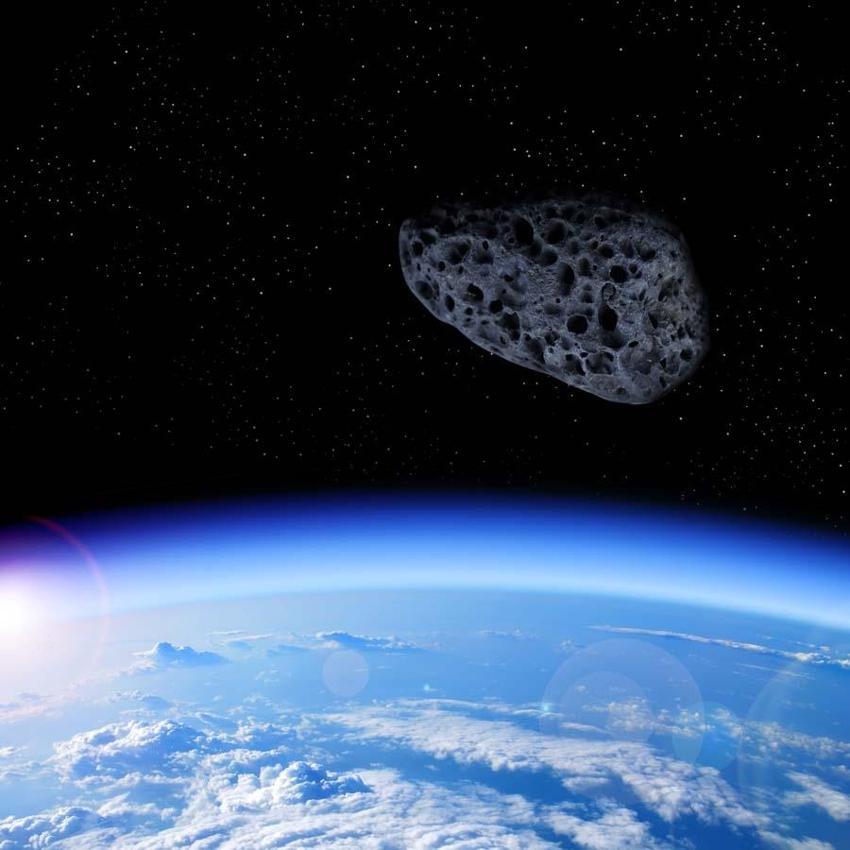 NASA tarih vererek duyurdu: Atom bombasından 800 kat daha güçlü 2018 AH adlı gök cismi Dünya'ya yaklaşıyor