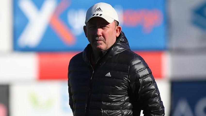 Beşiktaş'ta Ahmet Nur Çebi Sergen Yalçın ile 1 saat görüştü kritik zirveden karar çıktı! 'Saygısızlık yaptığı için...'