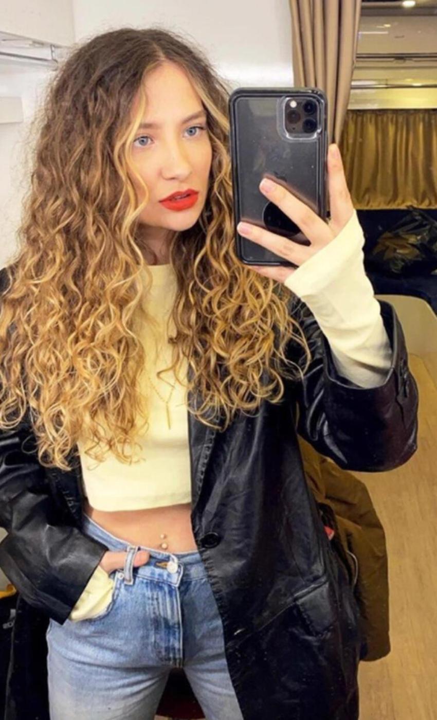 Irmak Arıcı'nın psikolojisi bozuldu! 'Eve kapandım,günlerce çıkamadım'