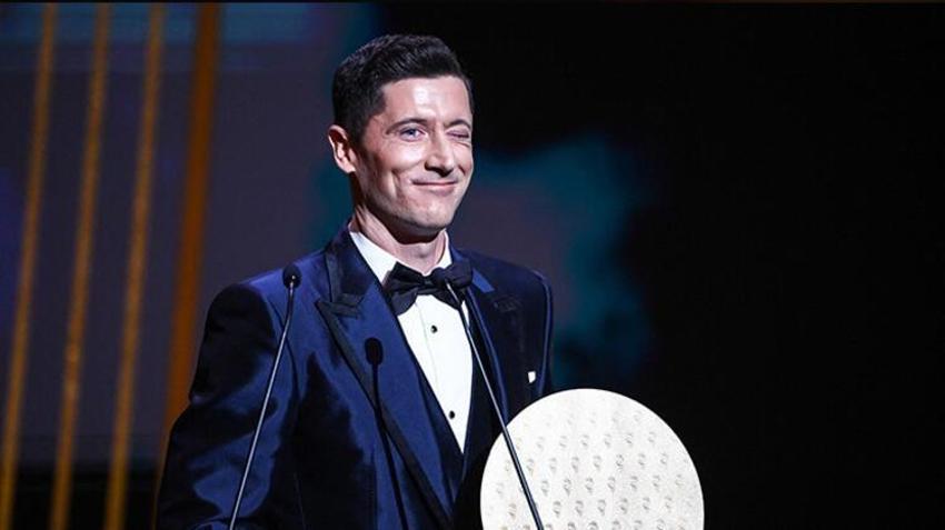 Ballon d'Or 2021 ödül gecesine damga vuran an! Lionel Messi'nin ismi açıklandığı an Lewandowski...