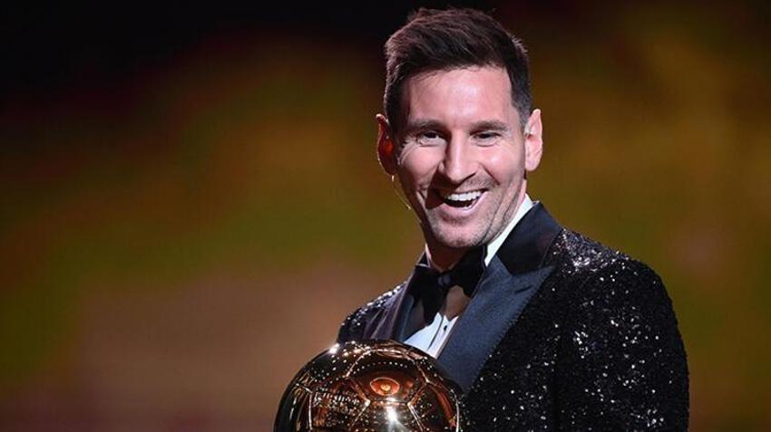 Ballon d'Or 2021 ödül gecesine damga vuran an! Lionel Messi'nin ismi açıklandığı an Lewandowski...