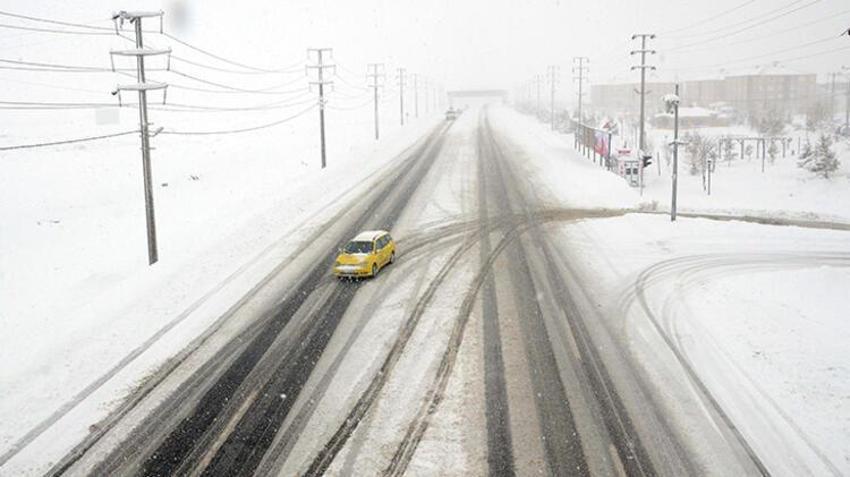 Kar başlıyor! Fırtına devam ediyor! Meteoroloji'den 67 ile son dakika uyarısı! Uzun zamandır böylesi görülmedi! Fena geliyor