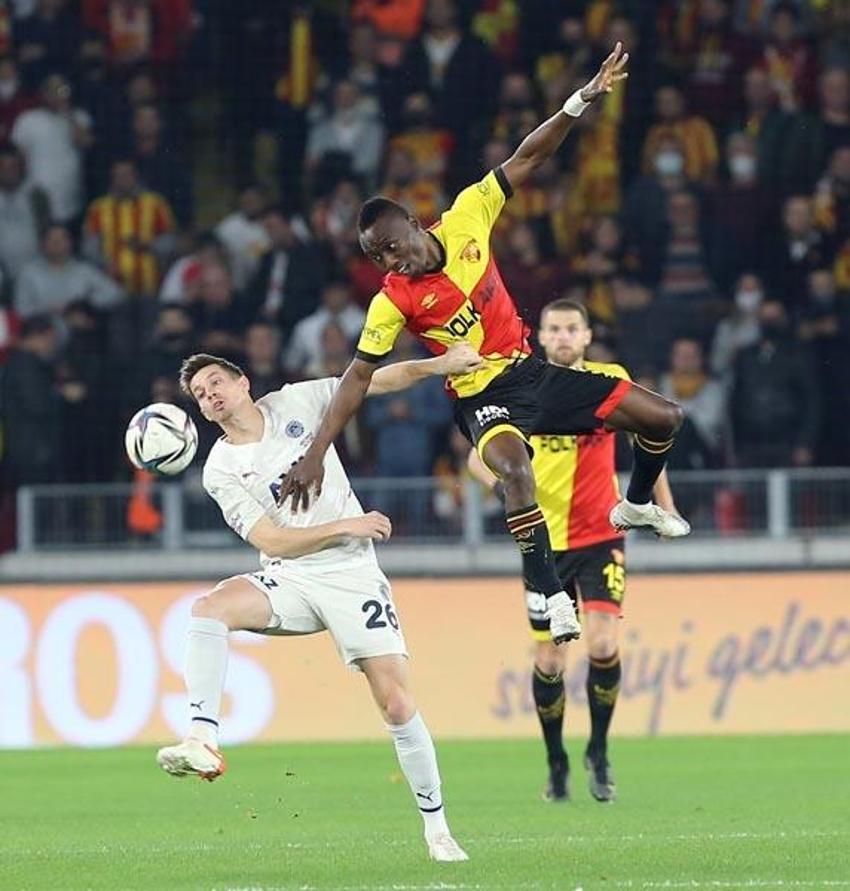 Dünkü maçtan sonra İrfan Can Kahveci ve Szalai gerçeğini açıkladı! 'Transferle alakası yok'