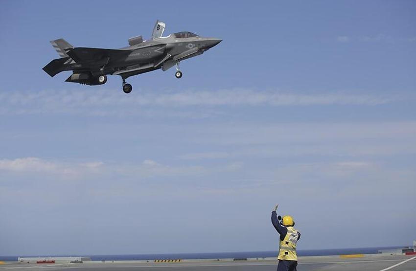 İngiltere'yi çıldırtan 16 saniyelik görüntü! 130 milyon dolarlık F-35 böyle düştü...