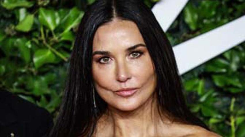 Demi Moore yüzündeki değişim ile şoke etti!