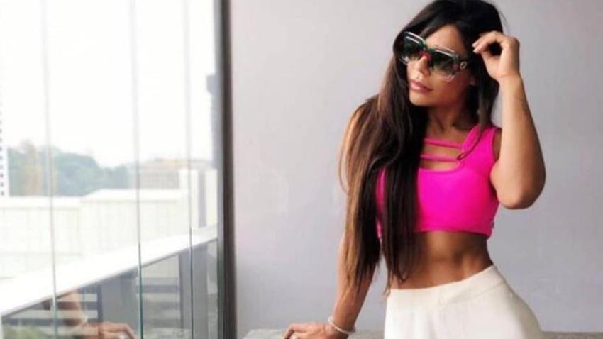 Ünlü model Messi için soyunacak!
