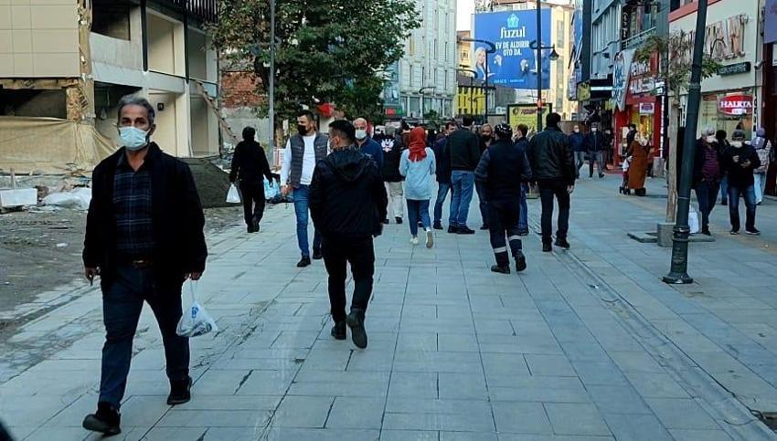 Hafta içi hafta sonu sokağa çıkma yasağı ve kapanmayla ilgili son dakika gelişmesi! Resmen değişti, yeni karar belli oldu, ve geliyor: 1-2 hafta içinde...