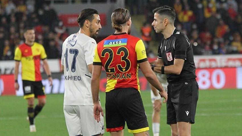 İrfan Can Kahveci ile Atakan Çankaya devre arasında kavga etti! İşte sebebi, 10 maç ceza...