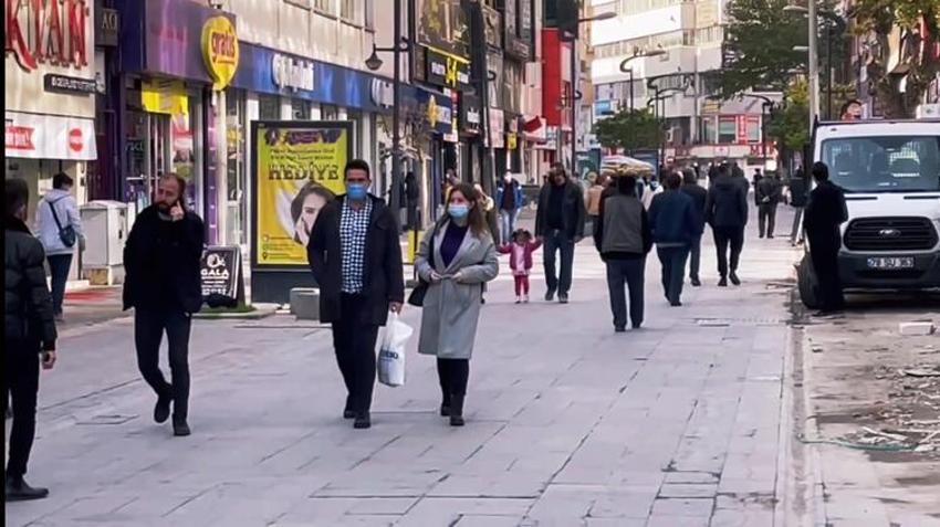 Hafta içi hafta sonu sokağa çıkma yasağıyla ilgili son dakika gelişmesi! Yeni karar belli oldu, resmen geliyor, yıl bitmeden...