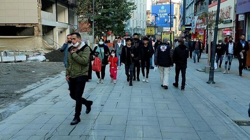 Hafta içi hafta sonu sokağa çıkma yasağıyla ilgili son dakika gelişmesi! Yeni karar belli oldu, resmen geliyor, yıl bitmeden...