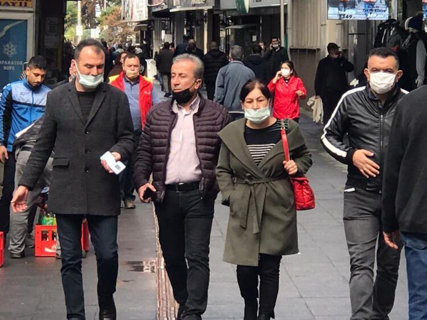 Hafta içi hafta sonu sokağa çıkma yasağıyla ilgili son dakika gelişmesi! Yeni karar belli oldu, resmen geliyor, yıl bitmeden...