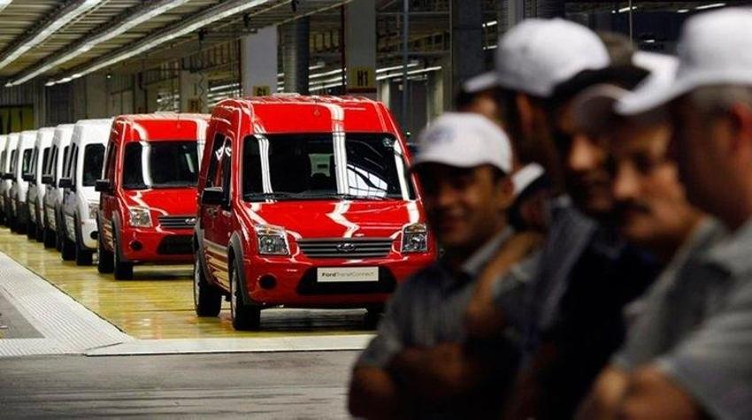 Araba alacaklara kötü haber! Karaborsaya düştü fiyatlar uçtu! İlk kez oluyor