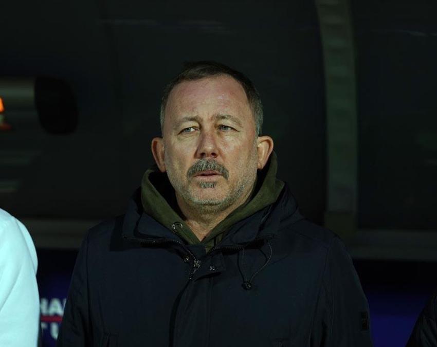 Erman Toroğlu açıkladı! 'Kesin olarak söylüyorum Sergen Yalçın 2 yöneticiyle beraber...'