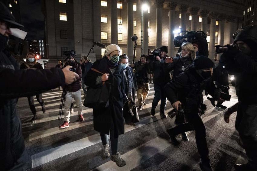 Amerikalı pedofil milyarder Jeffrey Epstein'in uşağı konuştu, mide bulandıran detaylar ortaya çıktı! İşte korkunç malikanenin gerçekleri... 