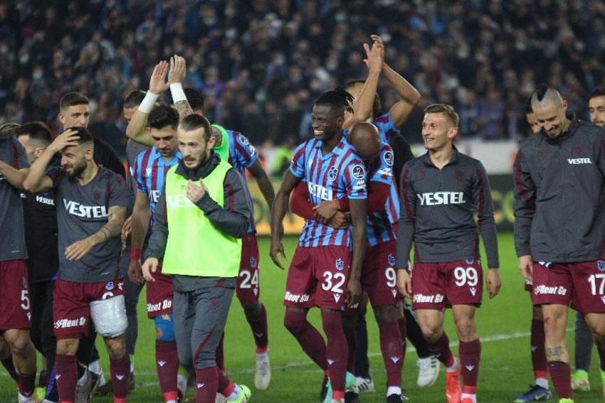 Trabzonspor Süper Lig'de durdurulamıyor! 17 yıl sonra bir ilk...