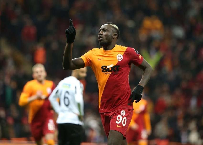 Galatasaray bu sezon Altay karşısında başardı! 100 maç sonra bir ilk...