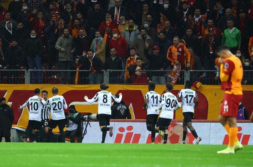 Galatasaray - Altay maçı sonrası Necati Ateş isyan etti: Çok ciddi bir oyunun içindeyiz!