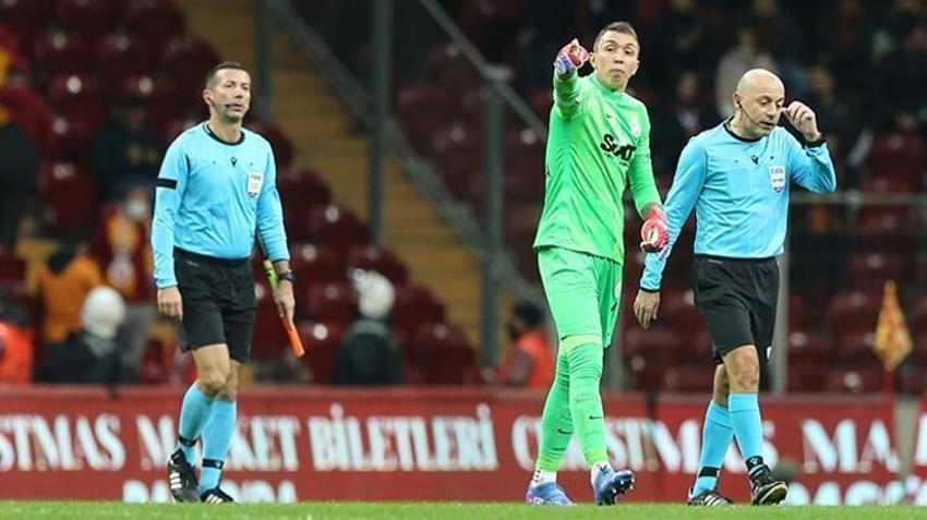 Cüneyt Çakır'ın penaltı açıklaması Galatasaray camiasını şok etti! Kimsenin bundan haberi yok