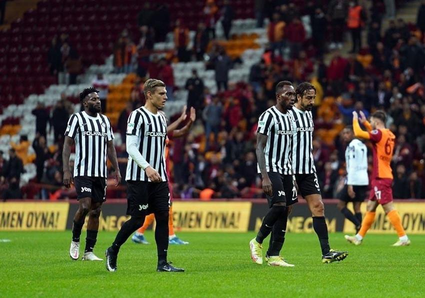 Cüneyt Çakır'ın penaltısını yorumladı Galatasaray'ın yıldızına ilginç bir benzetme yaptı! 'Çakar çakmak gibi'