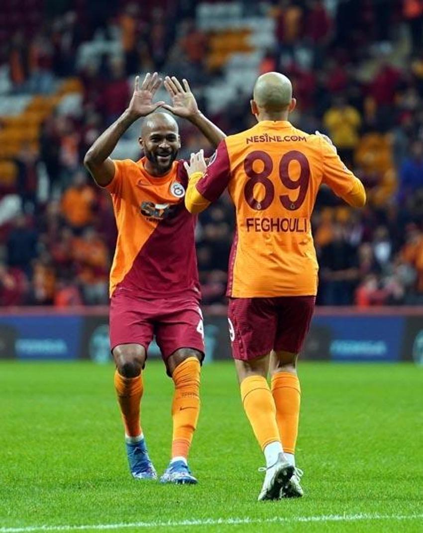 Türkiye'yi ekranlara kilitleyen yorum! Erman Toroğlu'ndan Cüneyt Çakır ve VAR'a 'Nasıl bir baltasınız siz?'