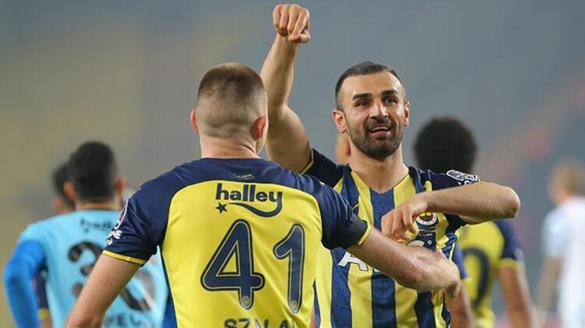 Oyuna girerken önce yuhalandı sonra saha içerisinde alay edildi! Fenerbahçe'nin eski yıldızına şok