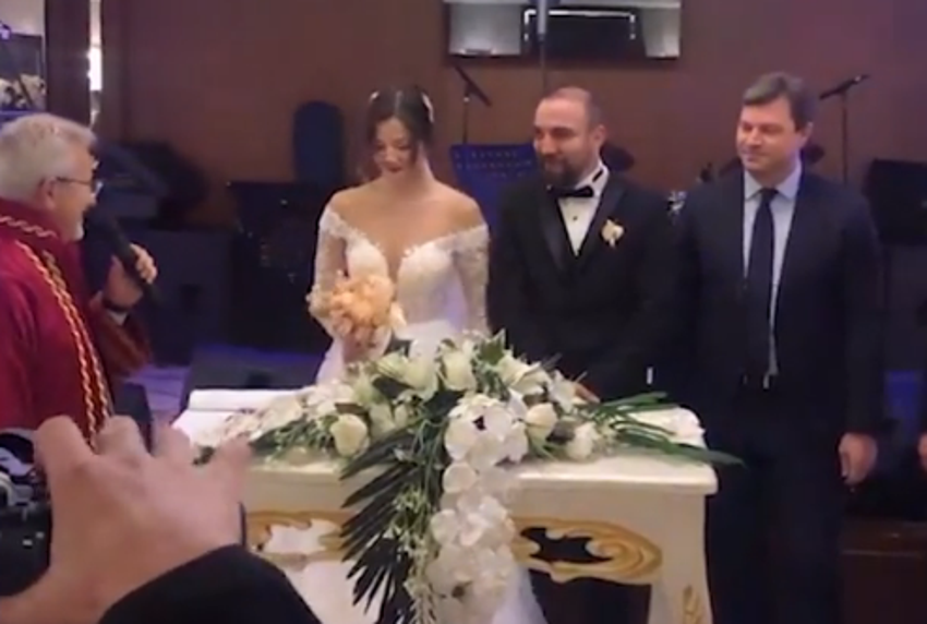 Sercan Yıldırım ve Nihan Yönel evlendi! Survivor yarışmasındaki dostları yalnız bırakmadı...